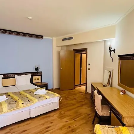 Apartman Atrium 402 Elenite One Bedroom