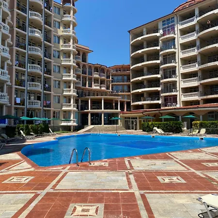Atrium 402 Elenite One Bedroom Apartman *