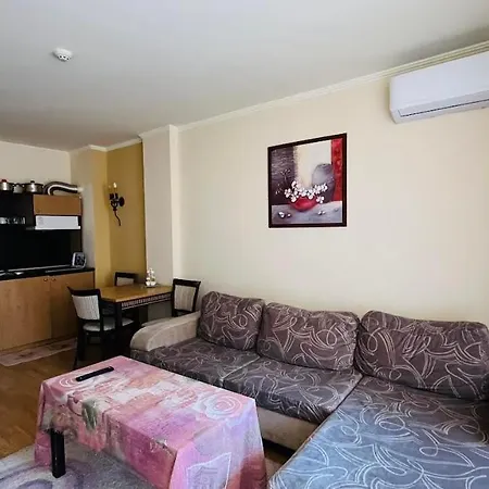 Atrium 402 Elenite One Bedroom Apartman